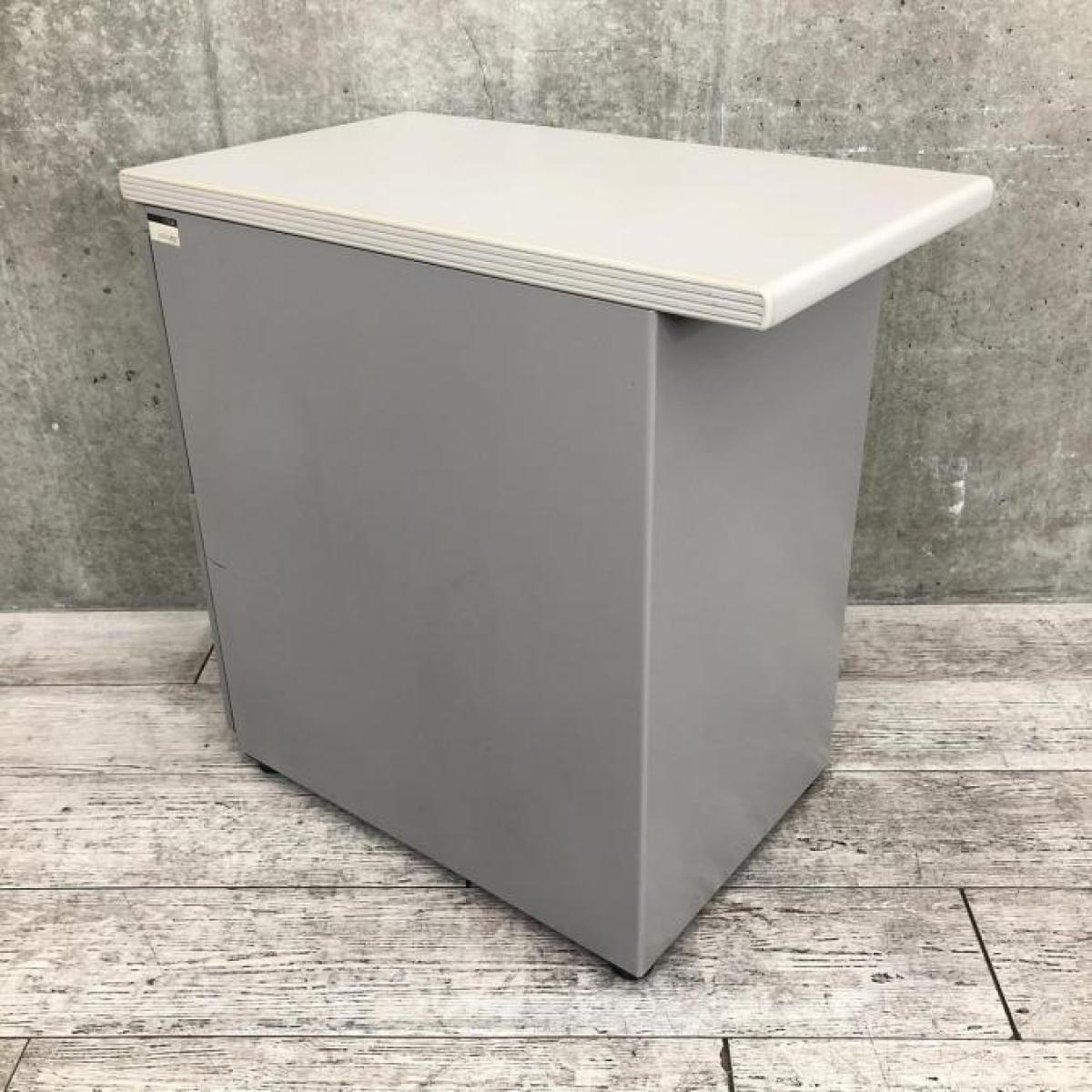 中古】CZシリーズ CZX-047LBB-WE イトーキ/ITOKI 脇机2段 535577