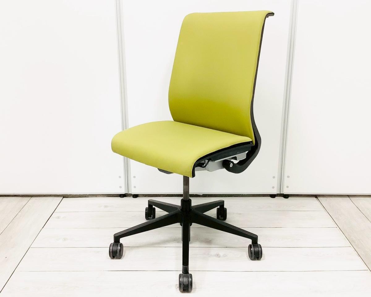 【あなたの座るを考える！ワイヤー構造が体を支える、有名海外メーカー製の定番！座り心地抜群の人気チェア！】■スチールケース（Steelcase）　シンク（think）チェア　肘無しハイバック　■クロスバックタイプ【入替セールにつき40%OFF！】※ハンガー外し商品となるため、外し跡がございます。
                        シンクチェア（2014年以前モデル）
                                    中古
            