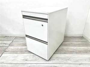【在庫入替セール品】【定価6万円】【シャープなデザイン！平机・フリーアドレスデスクのお供に！】■イトーキ（ITOKI）インクルード (IncLude)　フリアド用ワゴン　3段ワゴン　H650mm　■ホワイト　■シリンダー錠
