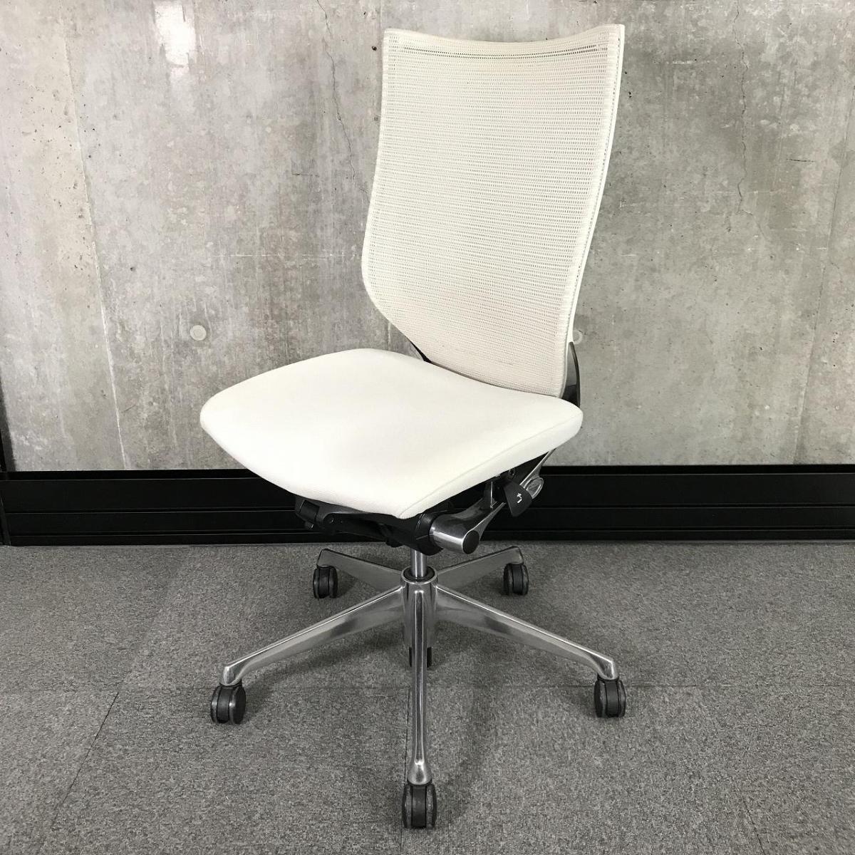 【在庫入替セール品】【オフィスの執務室、会議室におすすめ！】■オカムラ（okamura）製　バロン（Baron）チェア　ハイバック　肘無し　■背面メッシュ　■色：ホワイト【硬めの座面が大人気！国産メッシュチェアの代表格！】【弊社使用欄：A01007280】【SN】
                        バロンメッシュチェア
                                    中古
            