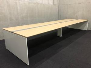 【倉庫在庫】オカムラ製フリーウェイ｜W4800mm|多彩なワークスタイルに合わせてオフィスプランニングの自由度を高めるオフィスデスクです。△