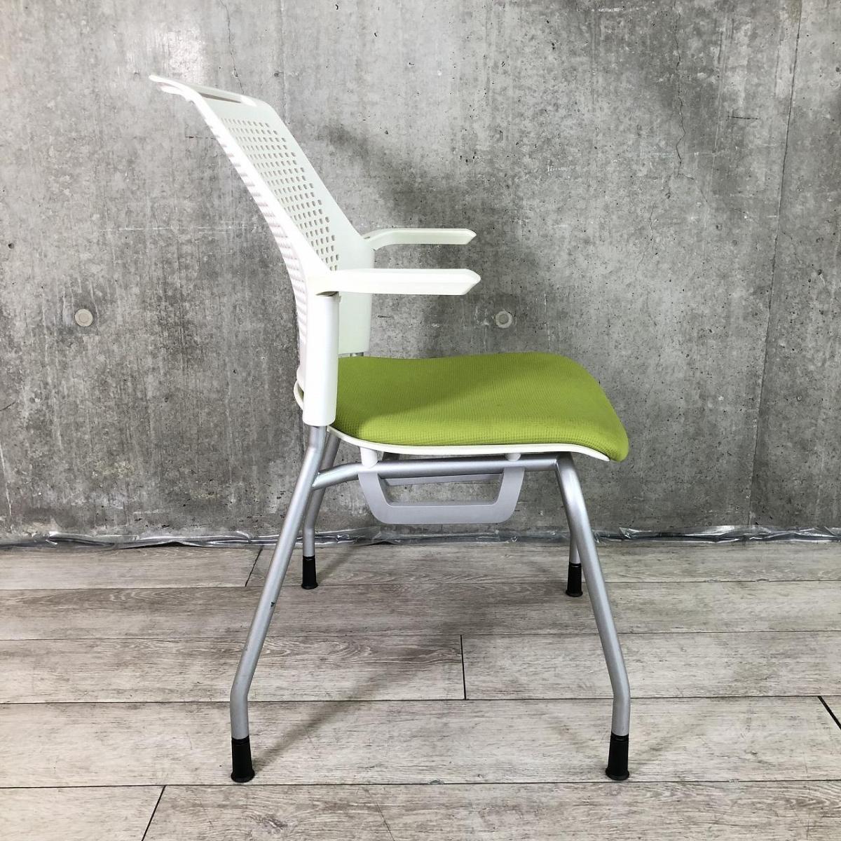 中古】チェダーCチェア プラス/PLUS スタッキングチェア 536547