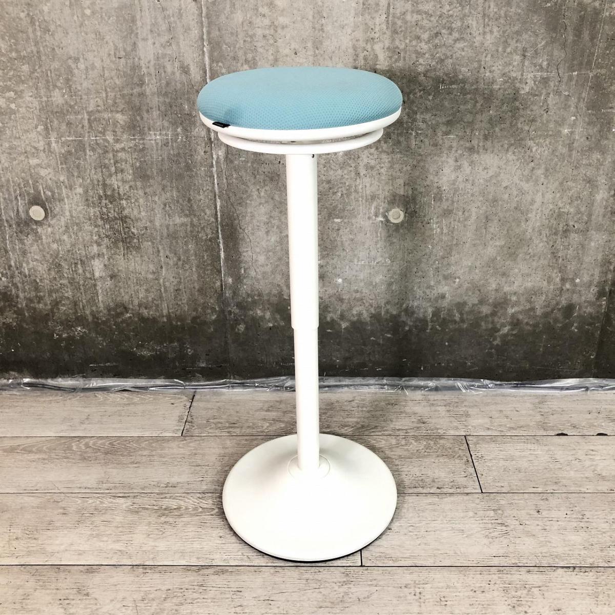 【「座る」と「立つ」のいいとこ取り！】■オカムラ（okamura）　ピルエット（pirouetto）　カウンターチェア　スツール　■ネイビーブルー　シェル：ブラック【高さ調節可能なパーチングスツール！】【弊社使用欄：A01020054】【SN】
                        ピルエット
                                    中古
            