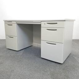 【1台入荷！】オカムラ製の人気両袖机が入荷致しました！増員時にいかがでしょうか！ オフィス家具 中古 家具 上長 レイアウト図