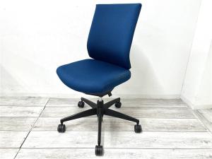 【定価約7万円】【定価8万円】【納得の座り心地！魔法のように売れ続けている定番のオフィスチェア！】■コクヨ（KOKUYO）製　ウィザード3（wizard3）チェア　肘無　ハイバック　■ランバー付　■プルシアンブルー×ブラックシェル