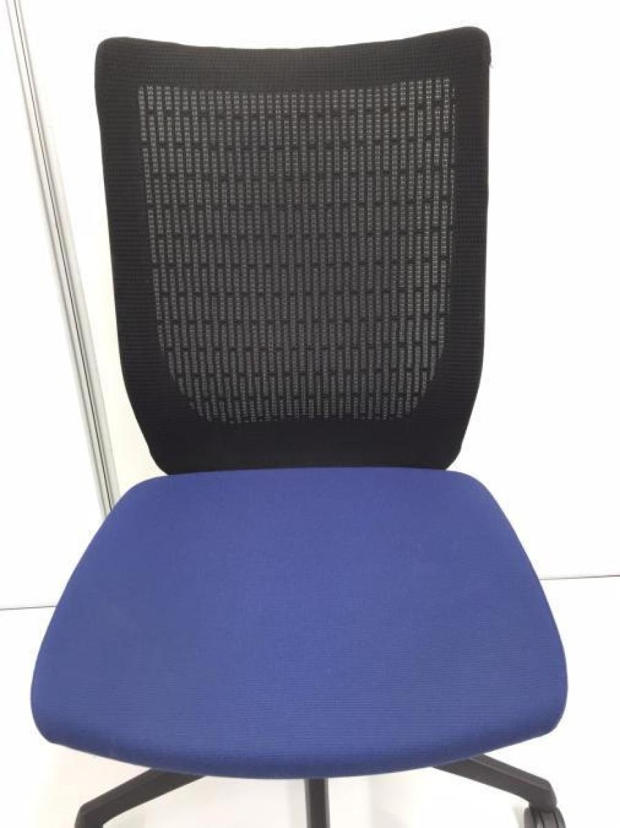 モコモコさん専用 オカムラ Okamura ヴィスコンテ 中古】ヴィスコンテチェア オカムラ/okamura 肘無ローバック