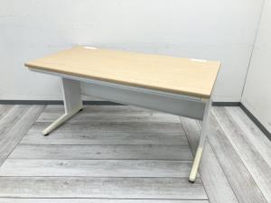 とにかく安くお探しの方にオススメ！　【平机　ナチュラル　幅：1400/奥行：700/高さ：700　引き出し付き】カグクロ製KDシリーズ
〈岐阜・愛知・三重・静岡・福井〉