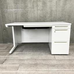 【ゆとりのあるたワークスペースで作業効率アップ！】■オカムラ　アドバンスシリーズ　片袖デスク　W1400×D700×H720mm　ホワイト　左引出し無タイプ【OKAMURA　ADVANCE】