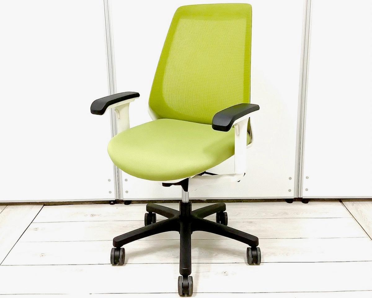 2018年製 イトーキ ノナチェア アジャスタブル肘付 美品 中古ノナ イトーキ⁄ITOKI 肘付ハイバックチェア 537522 - 中古
