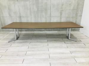 ★限定1台★　2枚構成　オカムラ　ラティオ2　テーブル　木目　レア　レイアウト　会議テーブル　＊福岡市で、中古オフィス用品・オフィス家具をお探しなら「オフィスバスターズ福岡南店」へ＊福岡でのオフィス用品一式ご手配可能！