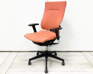 【￥23,800→￥14,200！】【商品入替セール！】【クレジット決済可】■イトーキ(ITOKI)スピーナチェア　■色：オレンジ×ブラックシェル　■可動肘　■ランバーサポート付☆★大特価セールはこちらのキーワードで検索☆★→→【大放出】【2408】弊社使用欄【A00971718】