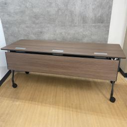 【南】オカムラのサイドスタックテーブル【エレガスタシリーズ】が大量入荷しました！ 中古　格安　会議用　ミーティングチェア　福岡　博多　天神　佐賀　長崎　大分　熊本　宮崎　鹿児島　沖縄＊福岡市で中古オフィス家具をお探しなら、オフィスバスターズ福岡南店へ！
福岡市南区を拠点に、デスク・チェア・書庫・複合機など中古オフィス家具を一式ご提供。福岡市内のオフィス移転や起業、レイアウト変更もワンストップでサポートします。＊