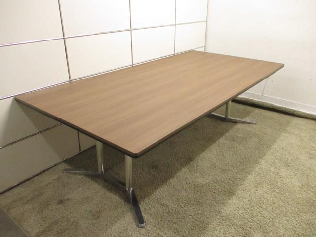 【中古】ラティオⅡ  オカムラ（okamura） ミーティングテーブル（会議机）