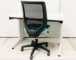 【セット商品（デスク＆チェア）】大人気／定番／売れ筋　◆plus／プラス　フラットライン※横浜本店撮影画像※