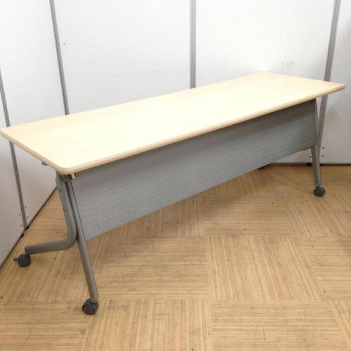 キャスター付で移動がラクラク！横に重ねて収納が天板フラップ式テーブル！
■ウチダ/SP型/ナチュラル　サイドスタックテーブル　W1800×D600×H700mm　【平行スタックテーブル】【折り畳みテーブル！】
                        その他シリーズ
                                    中古
            