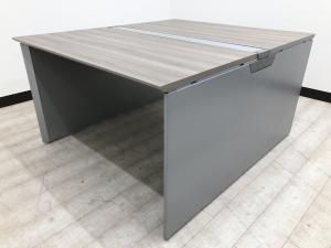 【幅1400㎜】【倉庫在庫品】レイアウト変更必須アイテムフリアドデスク※希少天板カラー：プライズウッドミディアムMX62&シルバー脚◆オカムラ製 オフィスバスターズ　梅田本店