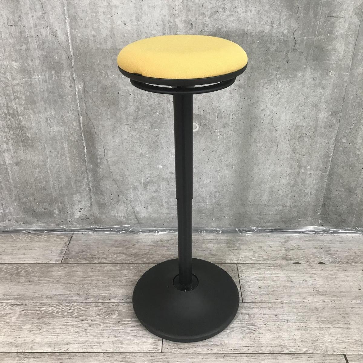 【「座る」と「立つ」のいいとこ取り！高さ調節可能なパーチングスツール！】■オカムラ（okamura）製　ピルエット（pirouetto）シリーズ　カウンターチェア　スツール　■座面：イエロー　支柱：ブラック【弊社使用欄：A01028456 K】
                        ピルエット
                                    中古
            