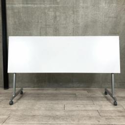 【スムーズに移動できるキャスター付！】■アイリスチトセ　スタッキングテーブル　W1800×D600×H720㎜　ホワイト　Z脚【IRIS CHITOSE　FT89テーブル】【在庫入替セール品！】