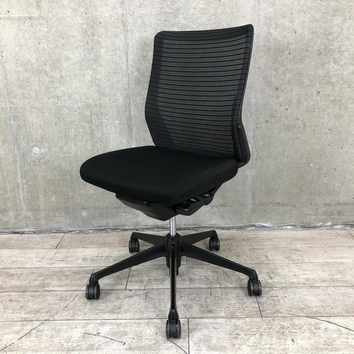 【在庫処分】オカムラ　コーラル　メッシュタイプ　ミドルバック　肘なし　ブラック 中古】コーラルチェア オカムラ/okamura 肘無ミドルバックチェア