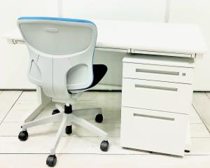【セット商品（デスク＆ワゴン＆チェア）】平デスク 疑似片袖デスク オススメ(おすすめ) 大人気 ・LION/ライオン事務器 ・その他シリーズ ※横浜本店撮影画像※