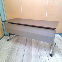 【定価8万円】【スタイリッシュで上質・天板跳ね上げ式で省スペース！】■イトーキ製 (ITOKI)　コンシアシリーズ (Conscia)　サイドスタックテーブル　■W1500×D600mm　■木目ダークブラウン