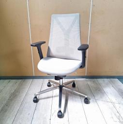 【在庫入替品】シンプルなメッシュチェアが入荷しました　使用感少な目！　若干破れあり 即日持ち帰りOK