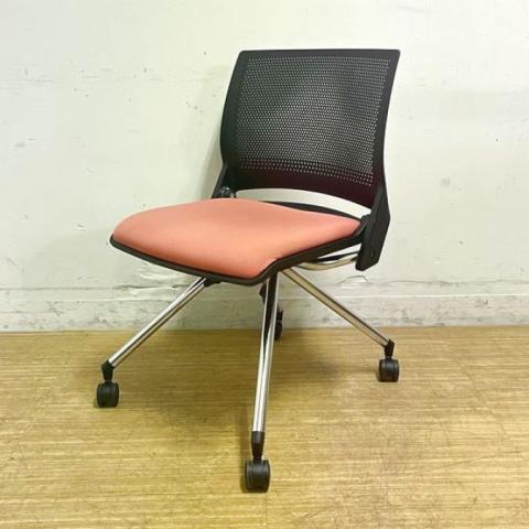 【中古】クリール  オカムラ（okamura） ネスティングチェア