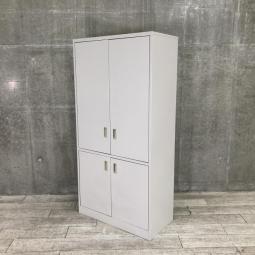 【A00969520】【レア商品！給湯室などに設置おすすめのキッチンキャビネット！】■イトーキ製　シンライン　キッチンキャビネット　両開き扉　■グレー【IB】【在庫入替セール】