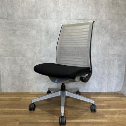 【西】※背もたれに穴有り※　ＯＡチェア　肘付　可動肘　Steelcase　シンクチェア　グレー　法人様　入替　レイアウト変更　個人様　在宅　テレワーク【福岡オフィス家具】【福岡中古家具】【中古事務什器】【中古チェア】【中古椅子】