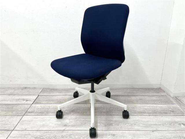 【中古】クレネ  ウチダ（UCHIDA) 肘無ミドルバックチェア