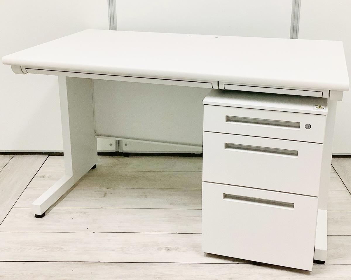 【片袖机セット（デスク＆ワゴン）】疑似片袖デスク オススメ(おすすめ) 大人気 ・LION/ライオン事務器 ・ホワイト
                        その他シリーズ
                                    中古
            