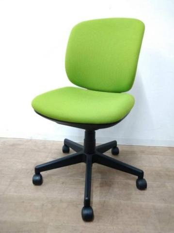 【中古】Presea  プラス（PLUS） 肘無ローバックチェア