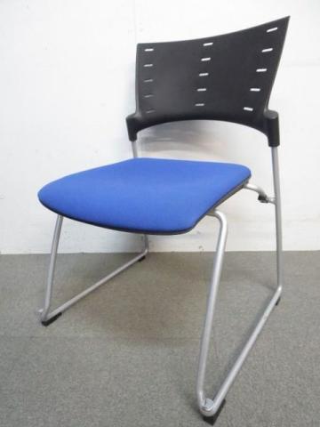 スタッキングチェア（中古・美品） 中古】 チトセ スタッキングチェア 58755 - 中古オフィス家具