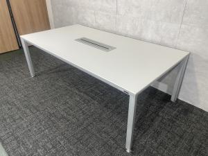 【博】【大型テーブル2台入荷】　■オカムラ　■ダクト付き　■6~8名様使用想定　■会議用　■執務室用　■九州最大級　中古家具　安い　格安　オフィス家具