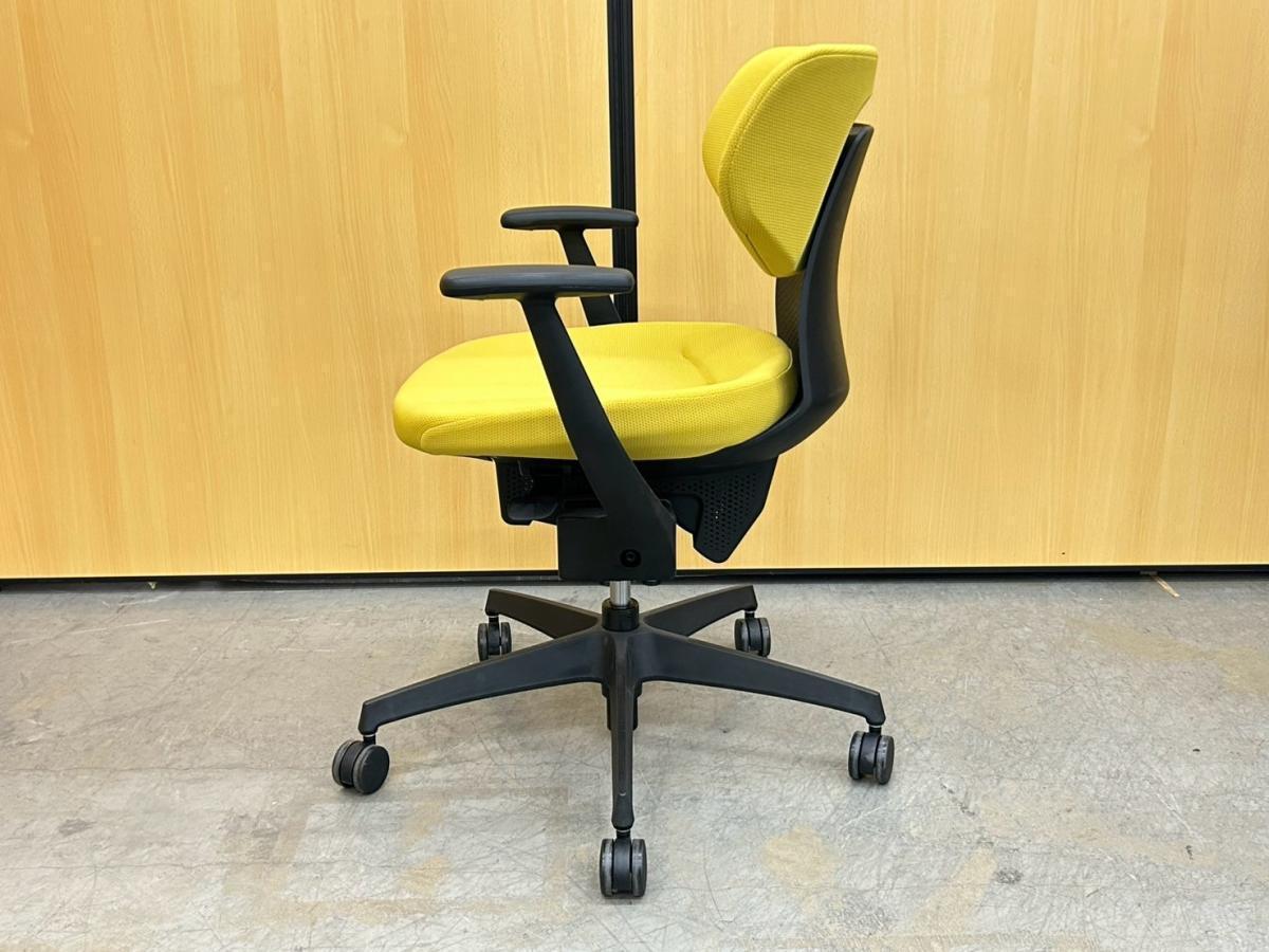 ほぼ未使用 コクヨ イング ing ハイバック 可動肘 ハンガー付き 中古】イング コクヨ/KOKUYO 肘付ローバックチェア 539339
