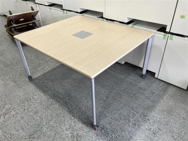 コクヨ（KOKUYO） テーブル 一覧 - 中古オフィス家具なら