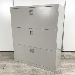 【オフィスの必需品！大容量の三段引き出しキャビネット！】■オカムラ（okamura）　レクトラインシリーズ（Rectline）　3段ラテラル 　ローキャビネット　■グレー　■シリンダー錠