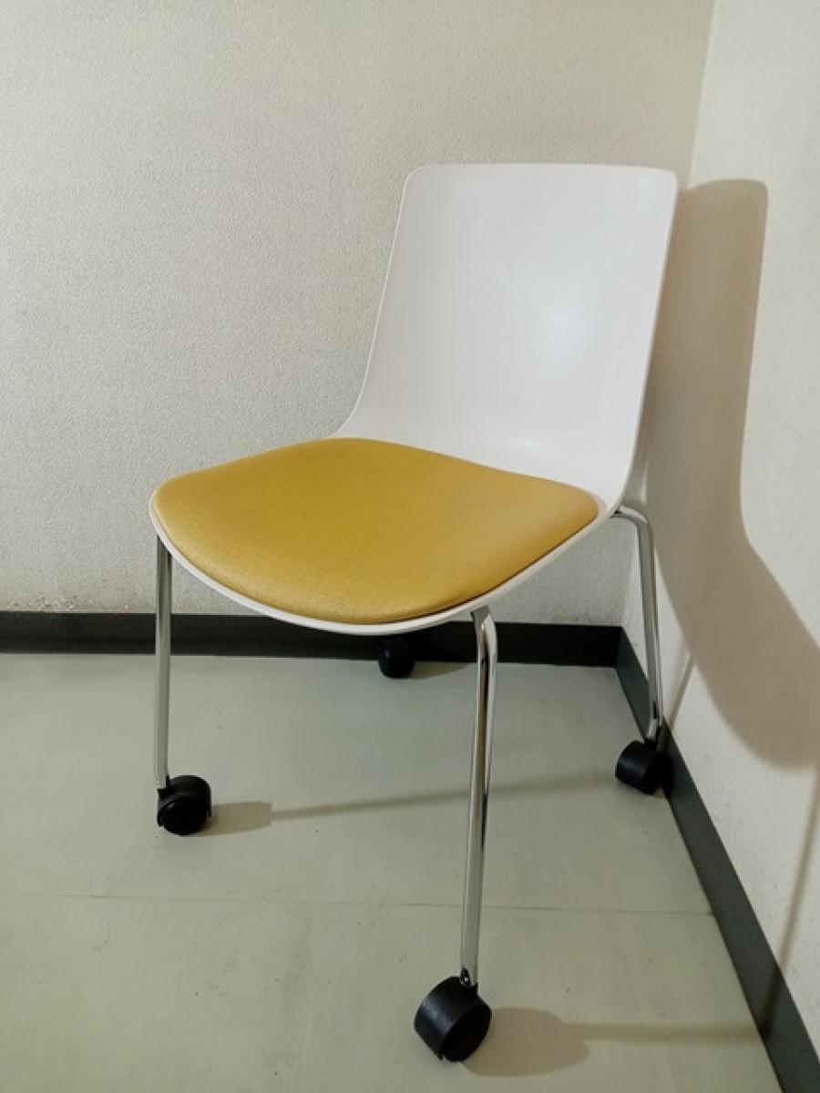 【数量限定】【入替セール品】オリバー/スタッキングチェア/マスタード【ON】【倉庫在庫品】
                        その他シリーズ
                                    中古
            