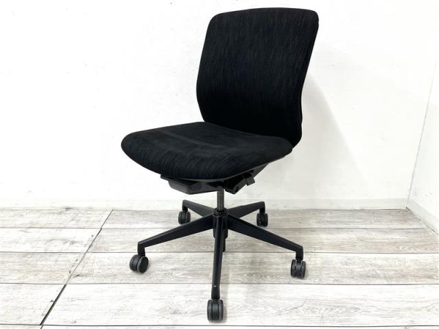 【中古】クレネ  ウチダ（UCHIDA) 肘無ミドルバックチェア