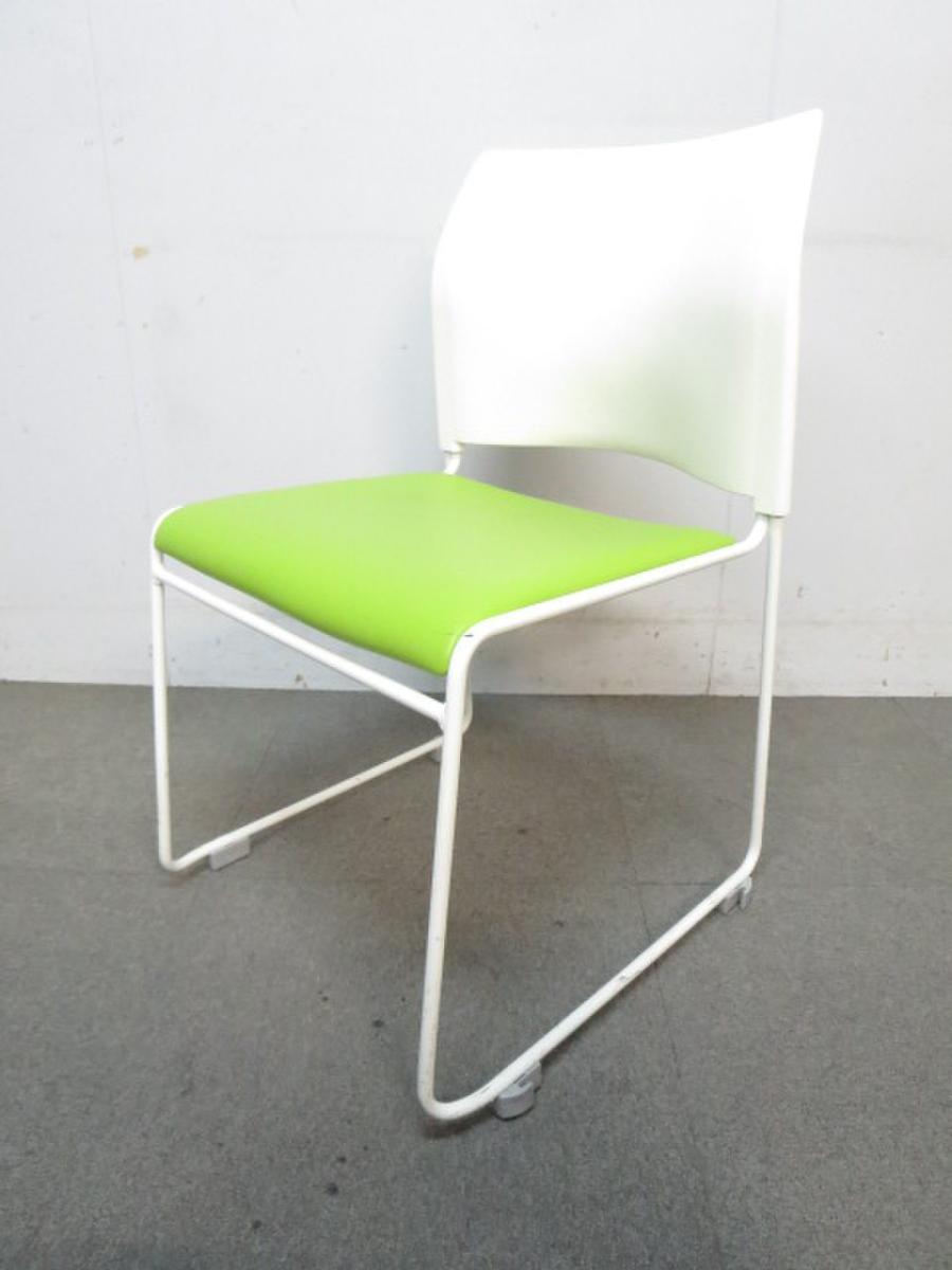 【明るいイスで気分も明るく！会議室/セミナー/食堂】■スタッキングチェア　グリーン＆ホワイト！
                        その他シリーズ
                                    中古
            