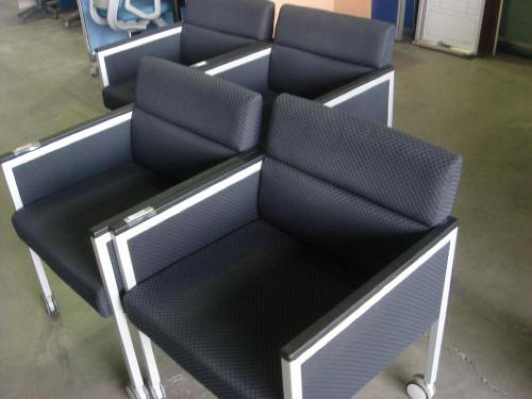 【ウィンターセール】ミーティングチェア4脚セット【会議チェア】
                                    中古
            