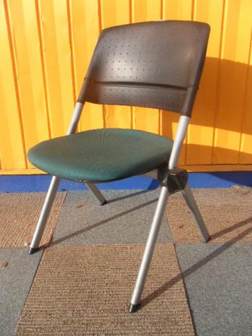 【ウィンターセール】■□LITAスタッキング・ネスティングチェア5脚セット!!ございます□■
                                    中古
            