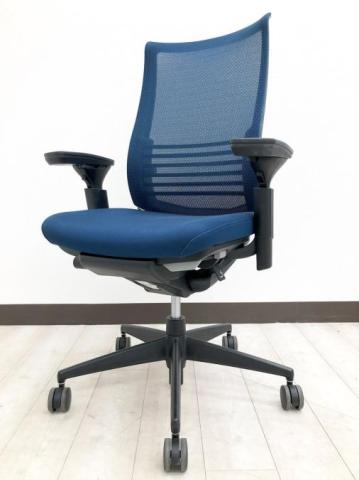 【中古】ベゼル 樹脂脚  コクヨ（KOKUYO） 肘付ハイバックチェア