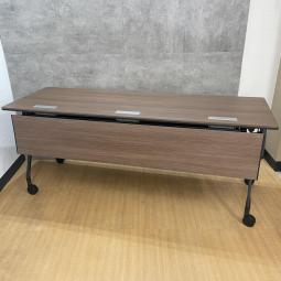 【南】オカムラのサイドスタックテーブル【エレガスタシリーズ】が大量入荷しました！　＊福岡市で、中古オフィス用品・オフィス家具をお探しなら「オフィスバスターズ福岡南店」へ＊
