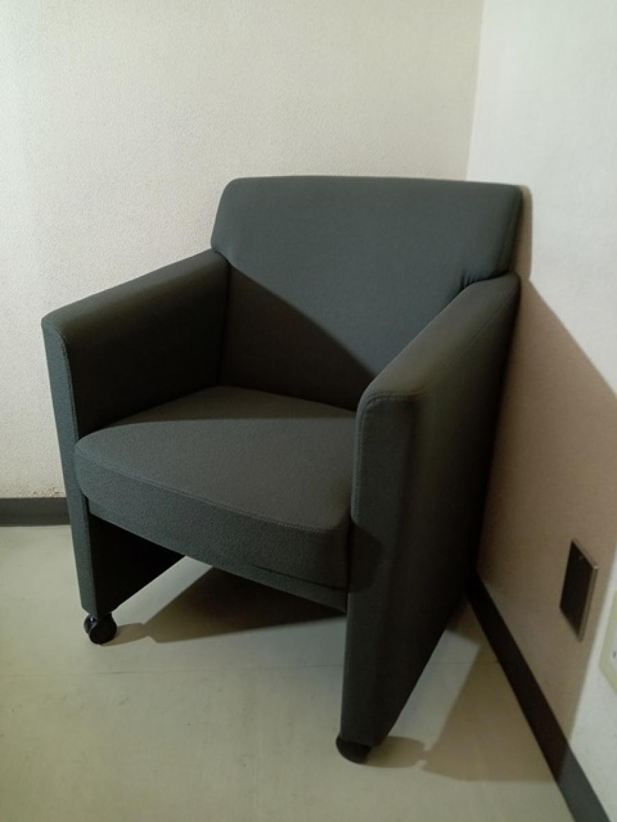 【応接会議用チェア】キャスター付き/グレー【倉庫在庫品】【ON】
                        その他シリーズ
                                    中古
            