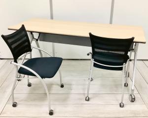 【セット商品（テーブル×1台、チェア×2脚）】スタックテーブル 樹脂幕板タイプ オススメ(おすすめ) 大人気 ・Okamura/オカムラ ・INTERACT NT/インターアクトエヌティー ※横浜本店撮影画像※