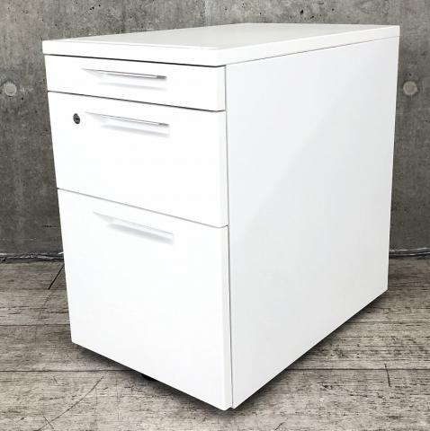 【高品質で使いやすい！当店人気商品！】■コクヨ　アイエスシリーズ　3段ワゴン　ホワイト　■ファイル書類や文房具類の整理もラクラク！【デスクサイドキャビネット】【KOKUYO　iS】A01031076