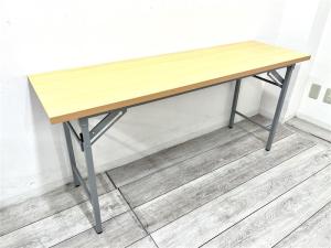 【定価約3万円】【あると便利！用途色々な折り畳みテーブル】■アイリスチトセ　■ナチュラル　■折り畳みテーブル