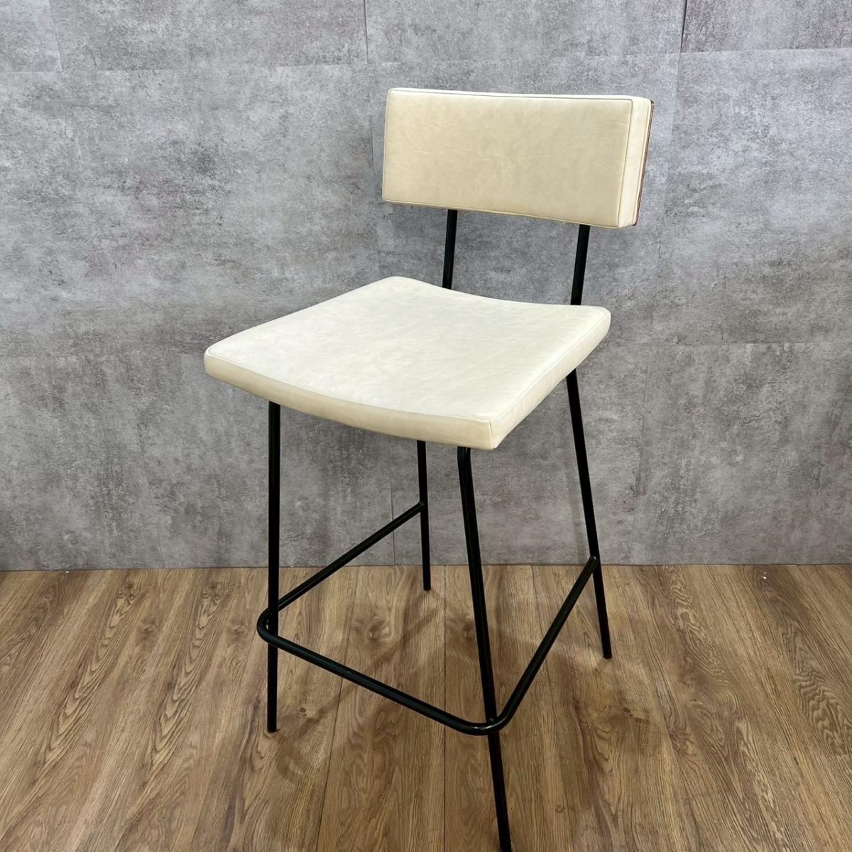 ADAL 調整可能スツール JOIFA804