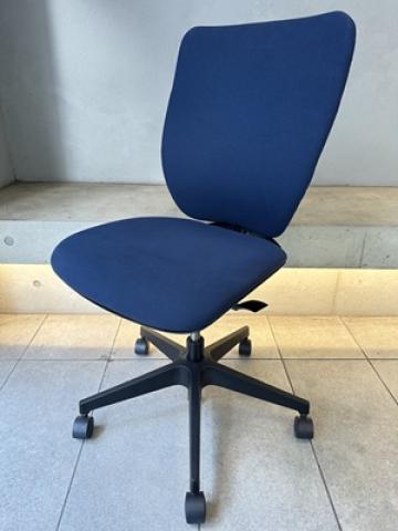 【中古】プラオチェア  イトーキ（ITOKI） 肘無ハイバックチェア